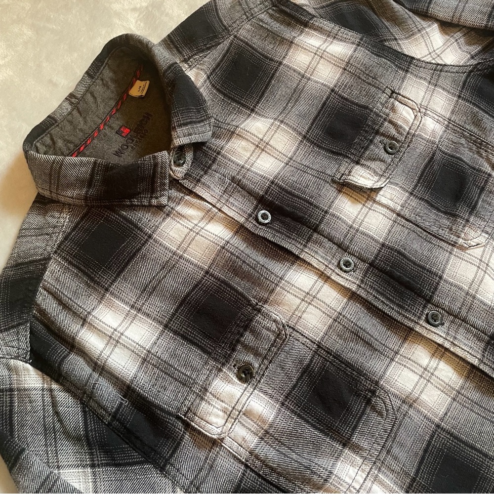 Woolrich Shirt Men's Size L Long Sleeve Gray Plaid Flip Cuffs 100% Cotton